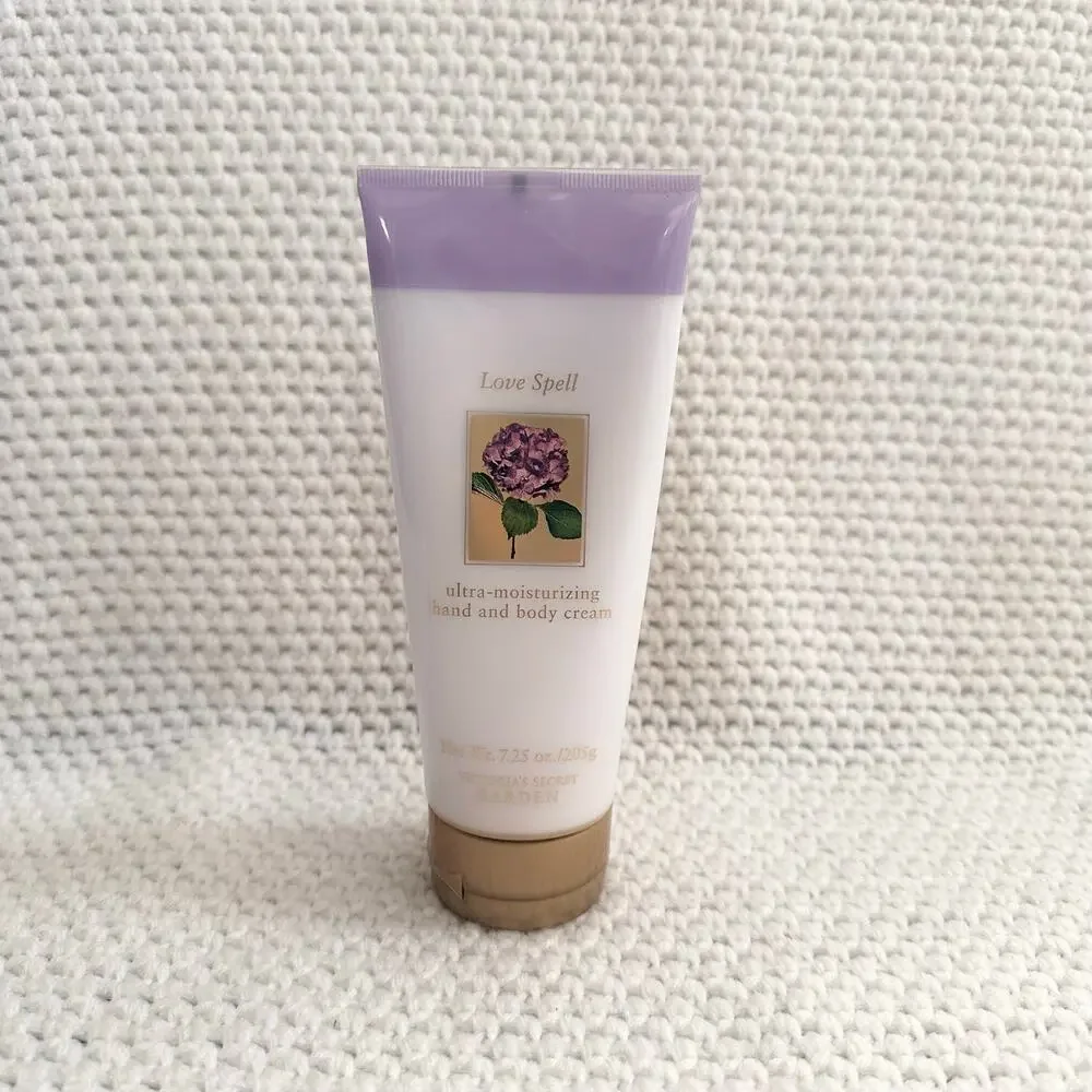 Victoria's Secret Garden Love Spell Vintage Ultra Moisturizer Lotion Original
